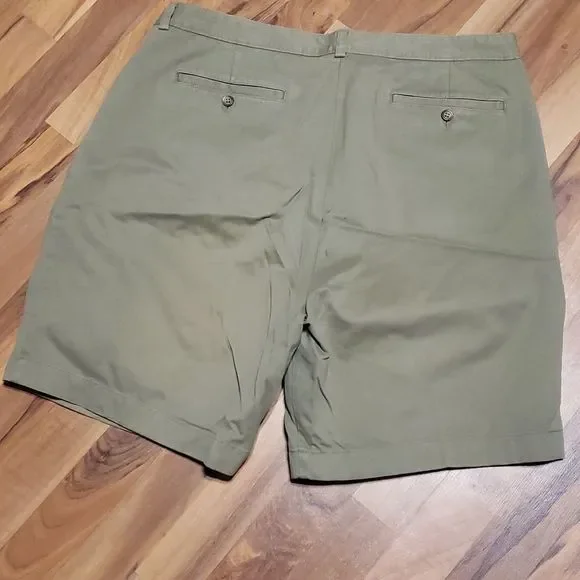 Cutter & Buck Men's Shorts Sz 40 waist - Picture 4 of 4